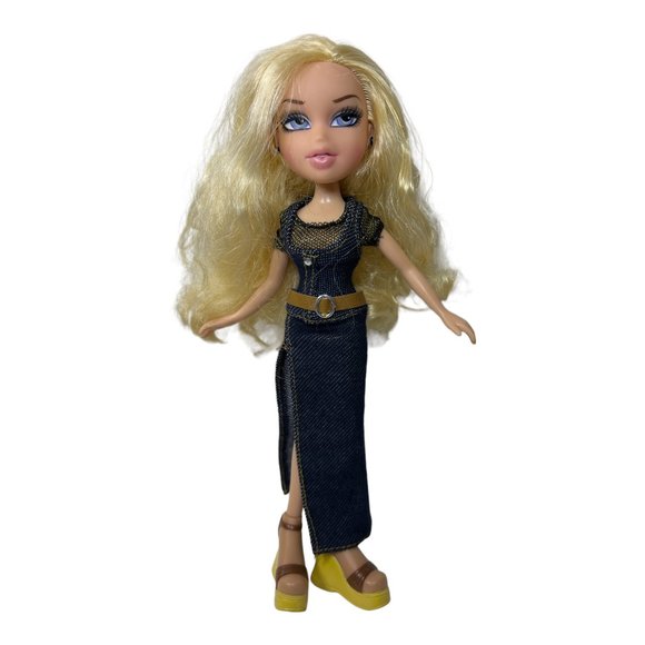 Vintage 2001 Bratz Strut It Cloe The Girls With A Passion For Fashion Do… - Picture 3 of 9